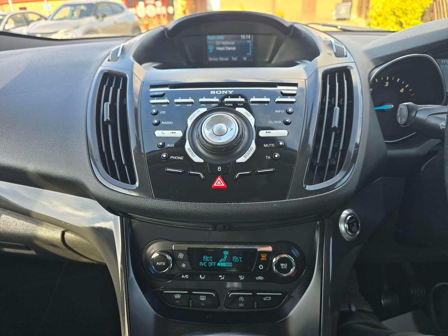 Used Ford Kuga 2015 for sale - 78086617: Photo 18