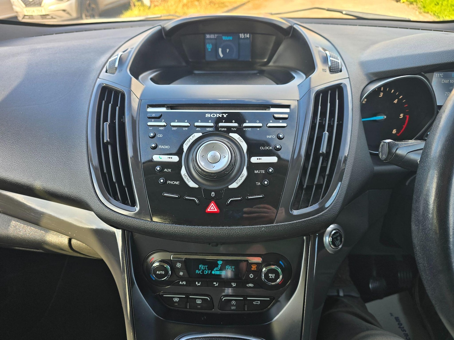 Used Ford Kuga 2015 for sale - 78086617: Photo 19