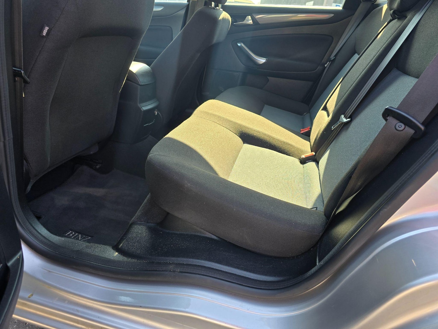 Used Ford Mondeo 2011 for sale - 76765977: Photo 16