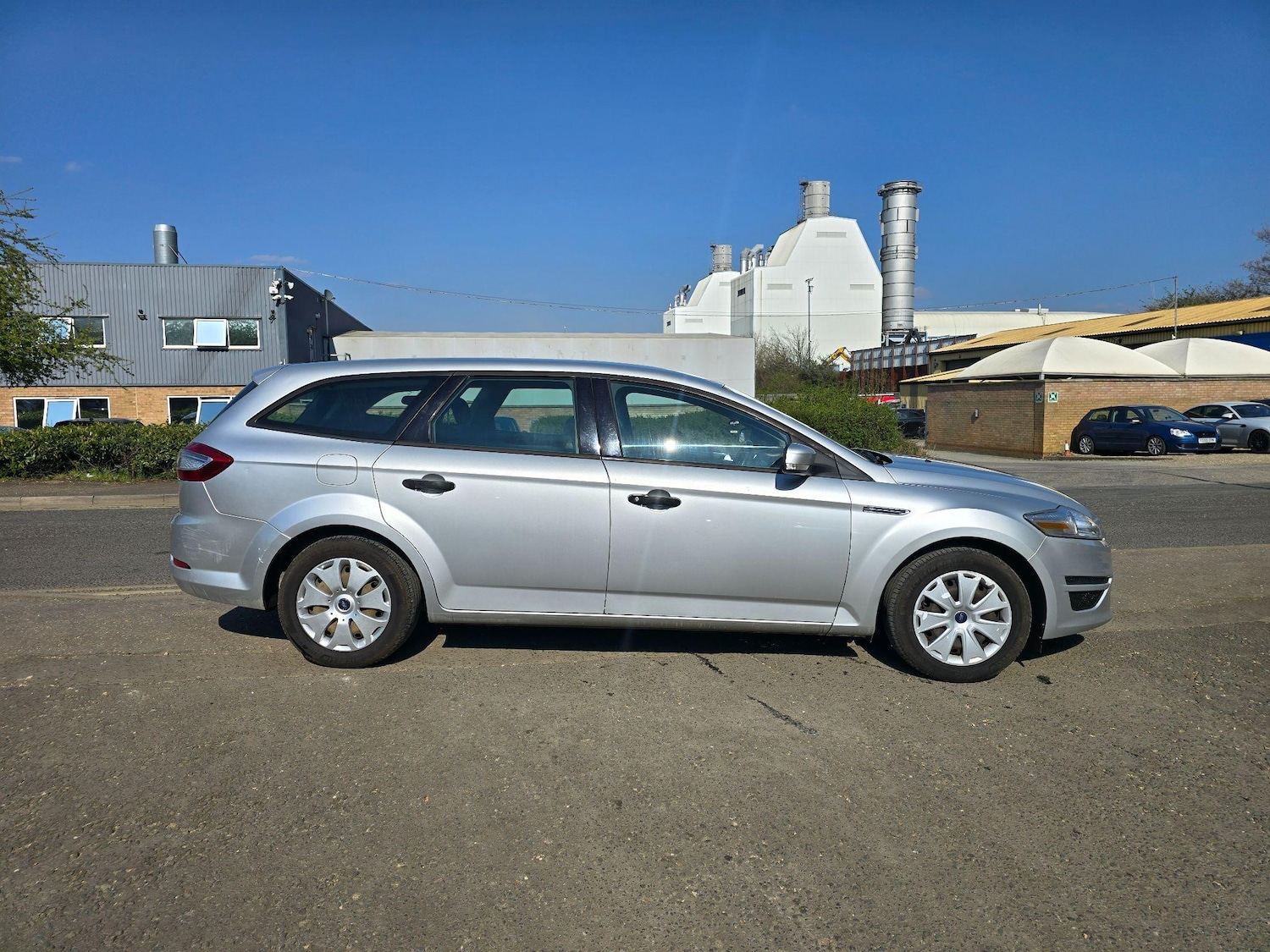 Used Ford Mondeo 2011 for sale - 76765977: Photo 2