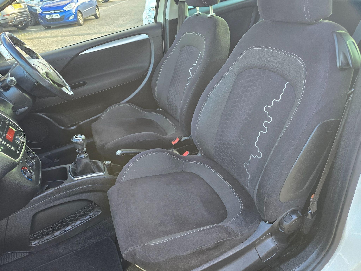 Used Fiat Punto 2013 for sale - 76899552: Photo 15