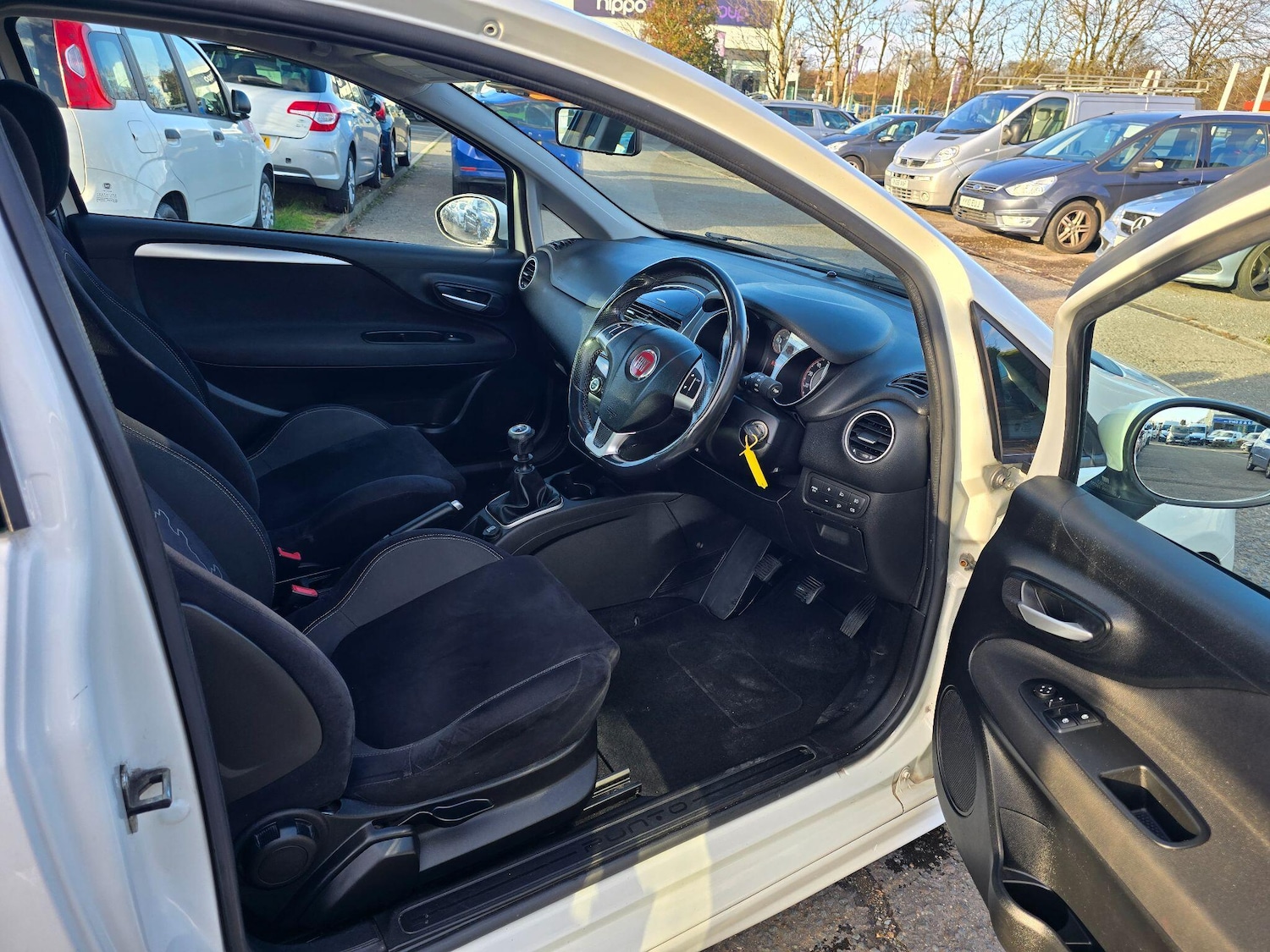 Used Fiat Punto 2013 for sale - 76899552: Photo 9