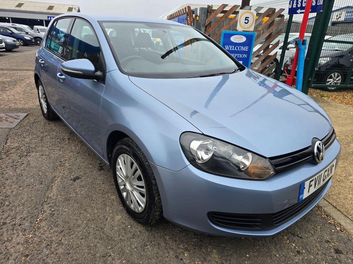 Used Volkswagen Golf 2011 for sale - 76703674: Photo 1