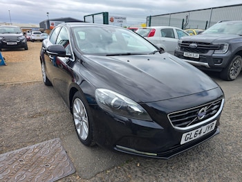 Used Volvo V40 2014 for sale - 78292504: Photo
