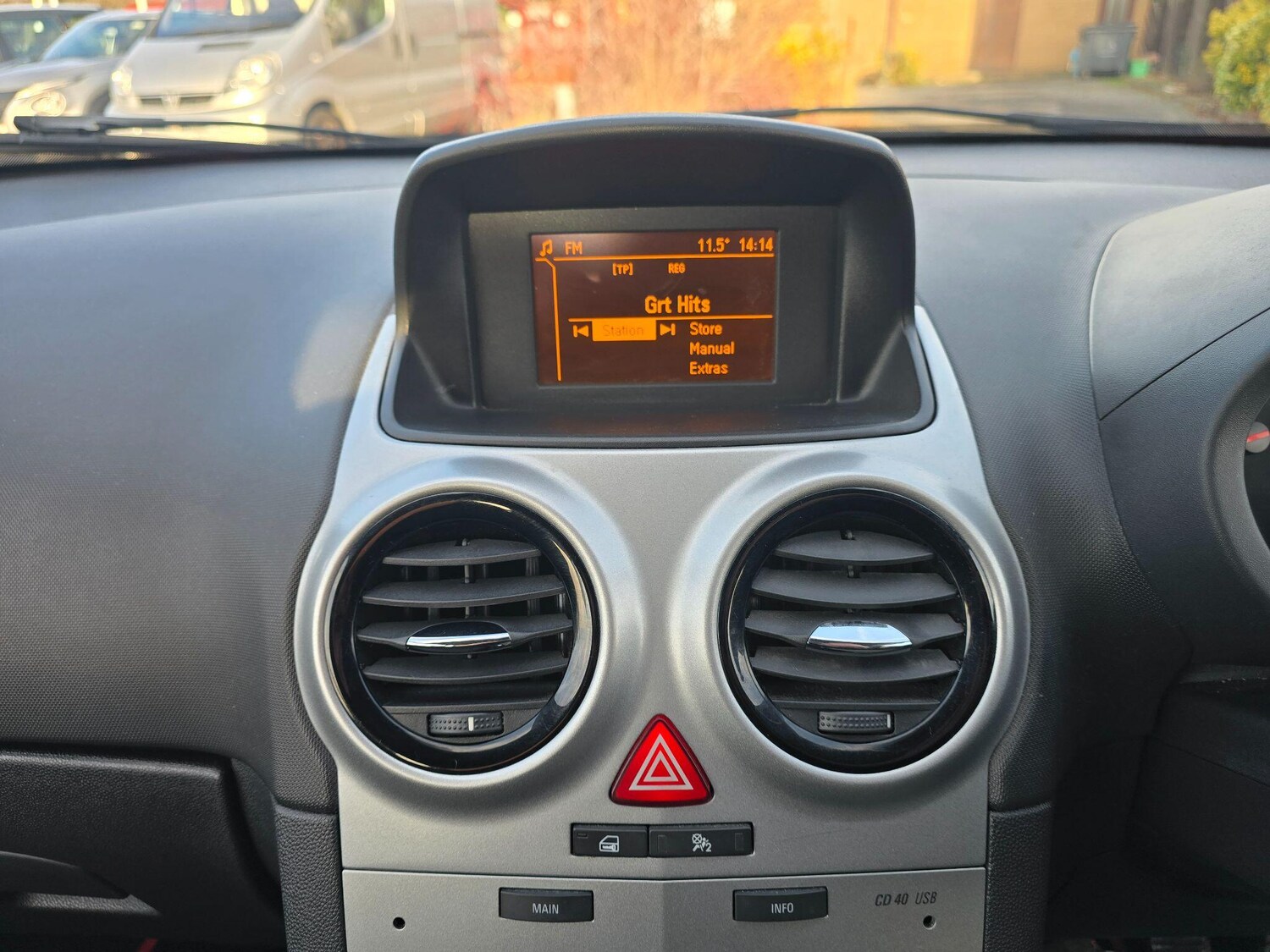 Used Vauxhall Corsa 2013 for sale - 77202534: Photo 18