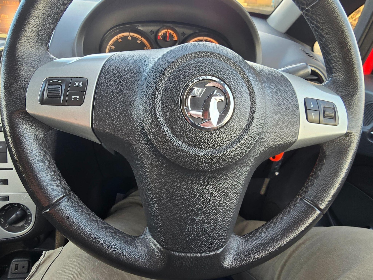 Used Vauxhall Corsa 2013 for sale - 77202534: Photo 19