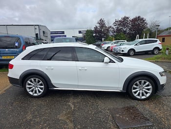 Used Audi A4 Allroad 2010 for sale - 79740831: Photo