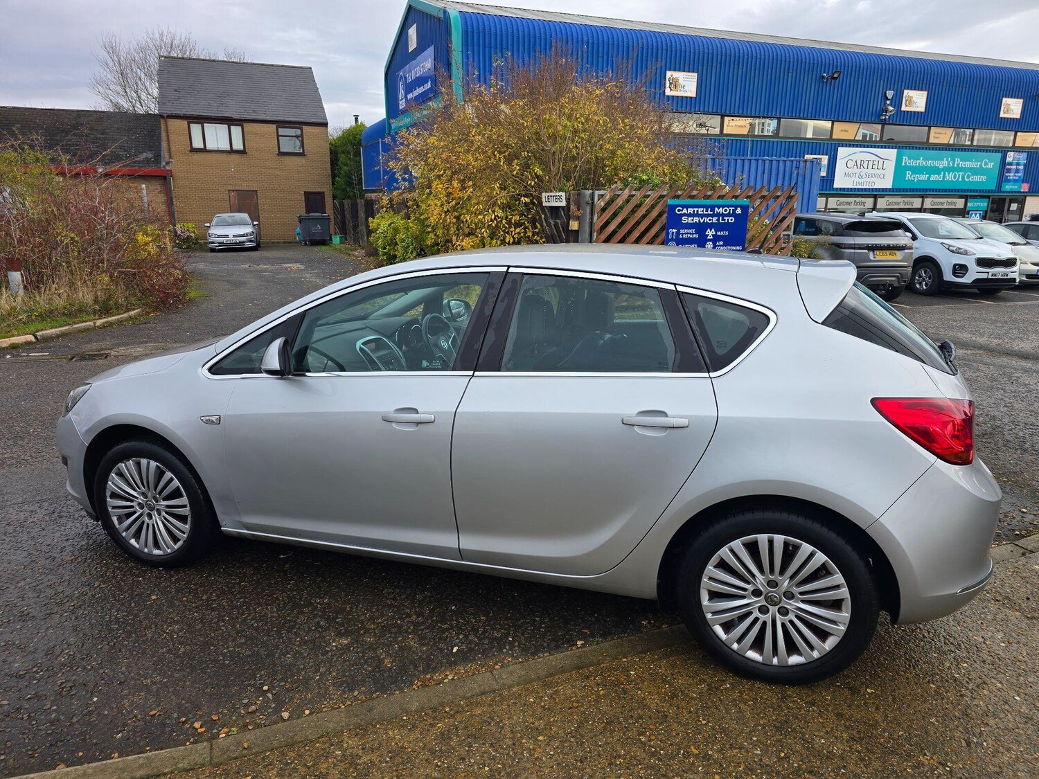 Used Vauxhall Astra 2014 for sale - 76703711: Photo 6
