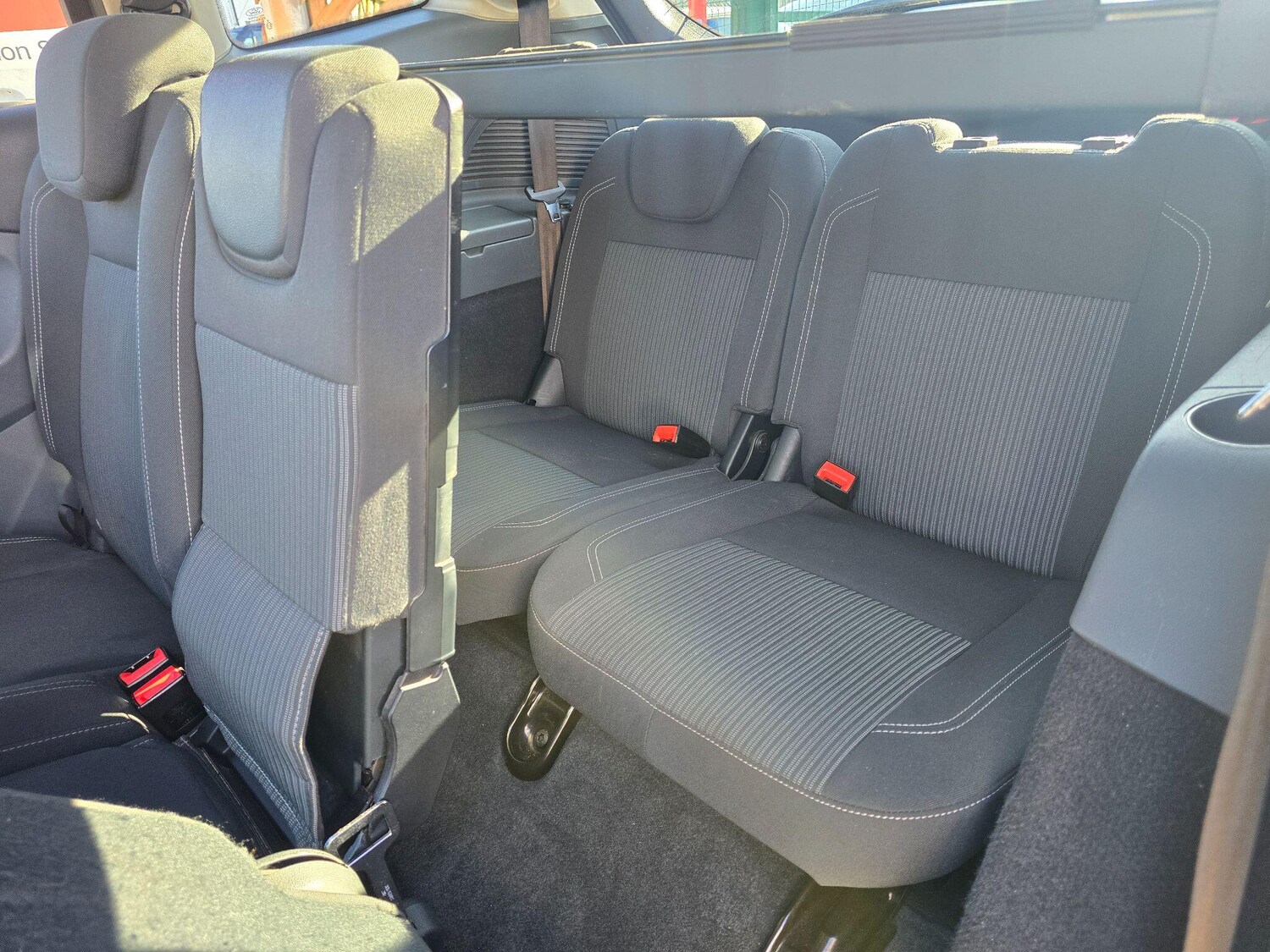 Used Ford Grand C-Max 2012 for sale - 77940073: Photo 17