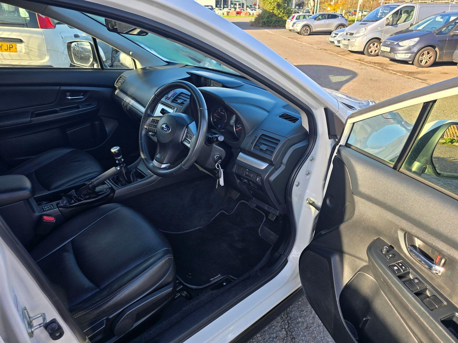 Used Subaru XV 2015 for sale - 76703703: Photo 9