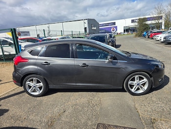 Used Ford Focus 2015 for sale - 78822105: Photo
