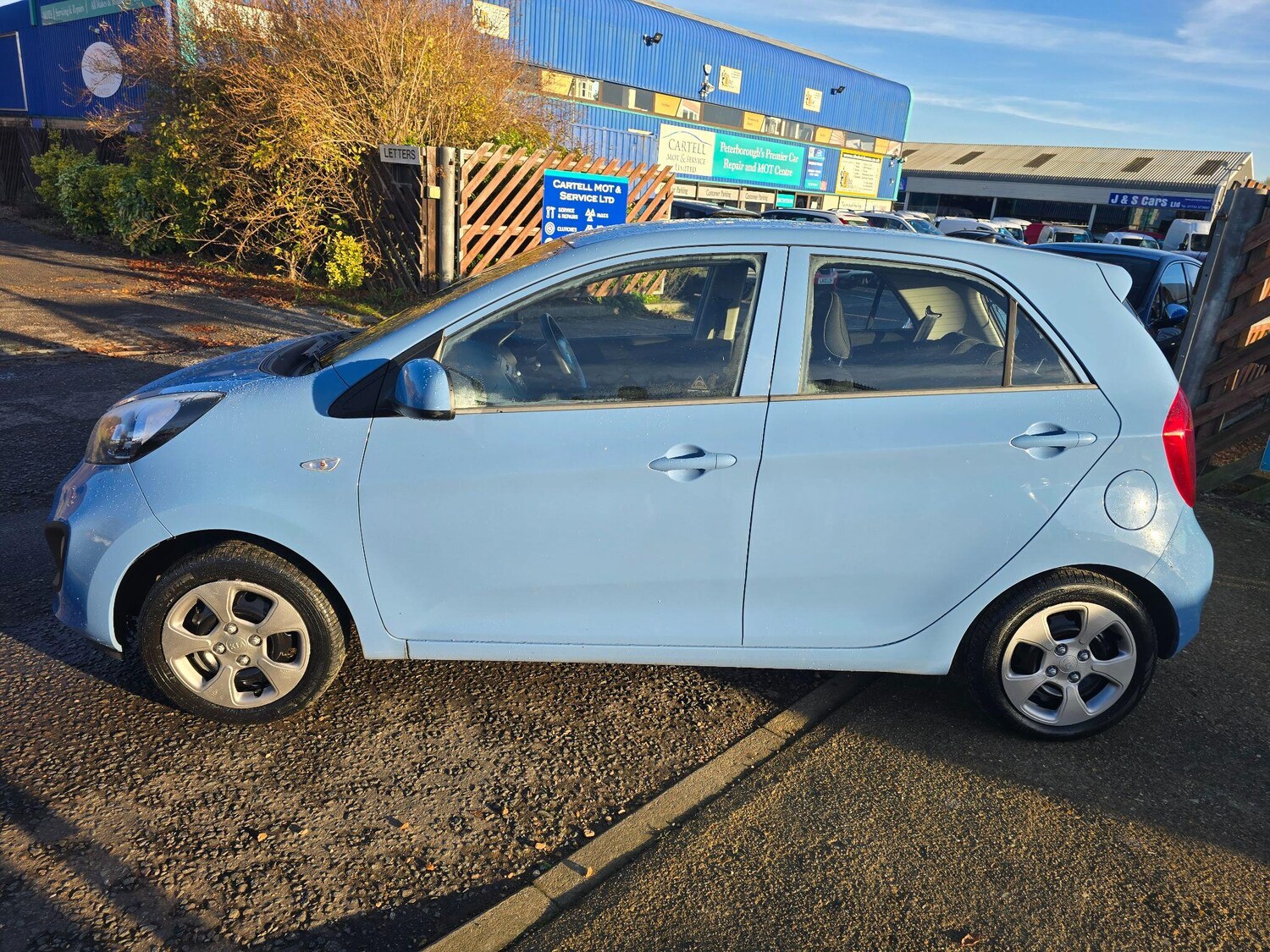 Used Kia Picanto 2011 for sale - 76703689: Photo 6