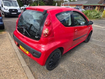 Used Peugeot 107 2011 for sale - 79387514: Photo