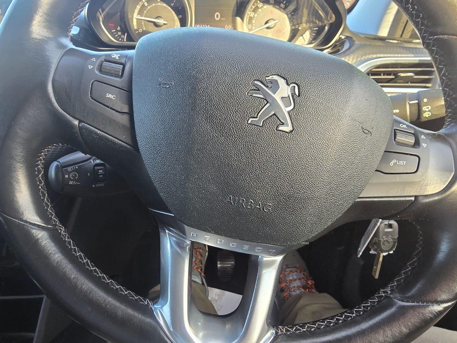 Used Peugeot 2008 2015 for sale - 76989867: Photo 20