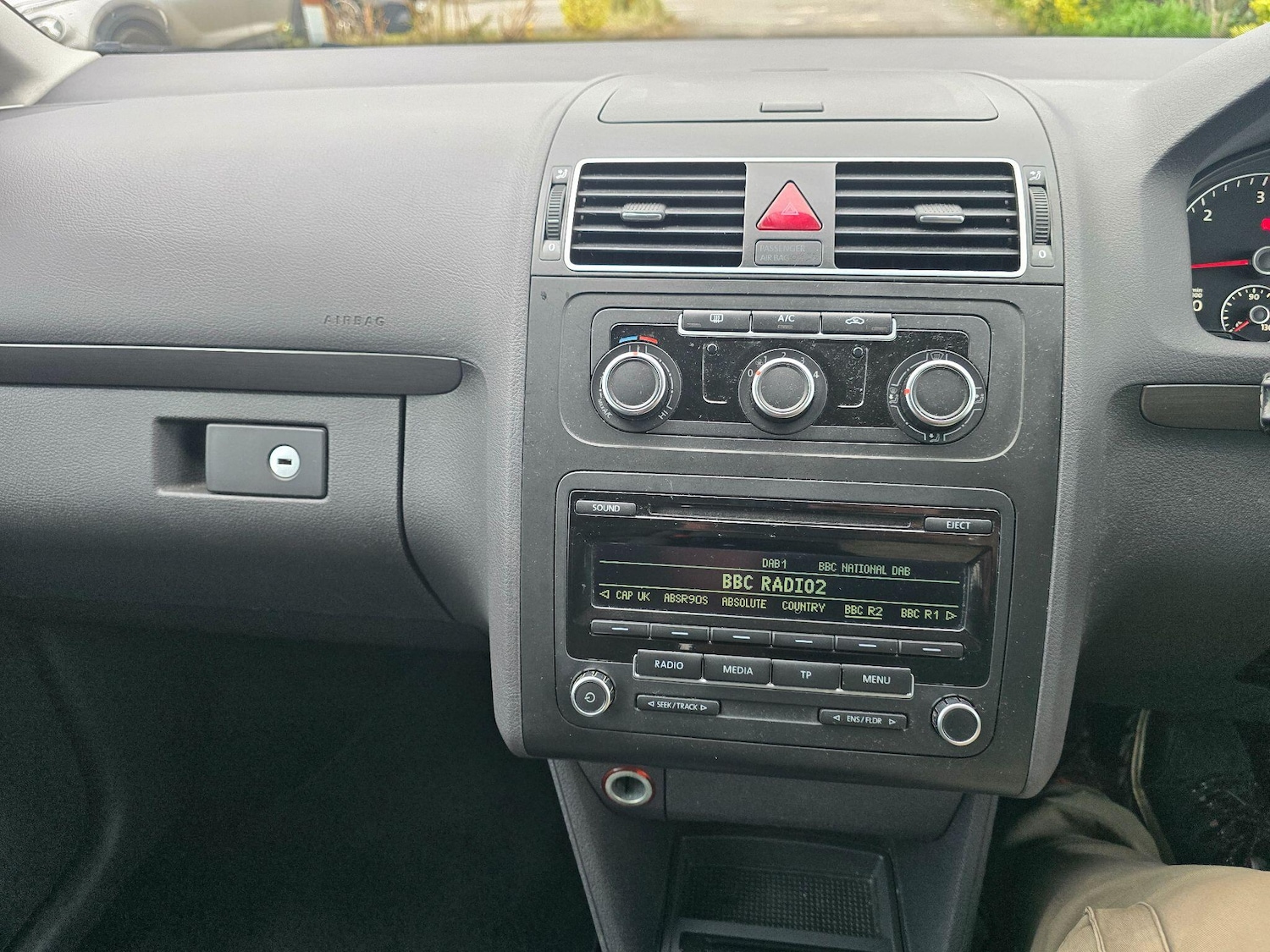 Used Volkswagen Touran 2012 for sale - 78204494: Photo 18