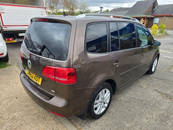 Used Volkswagen Touran 2012 for sale - 78204494: Photo