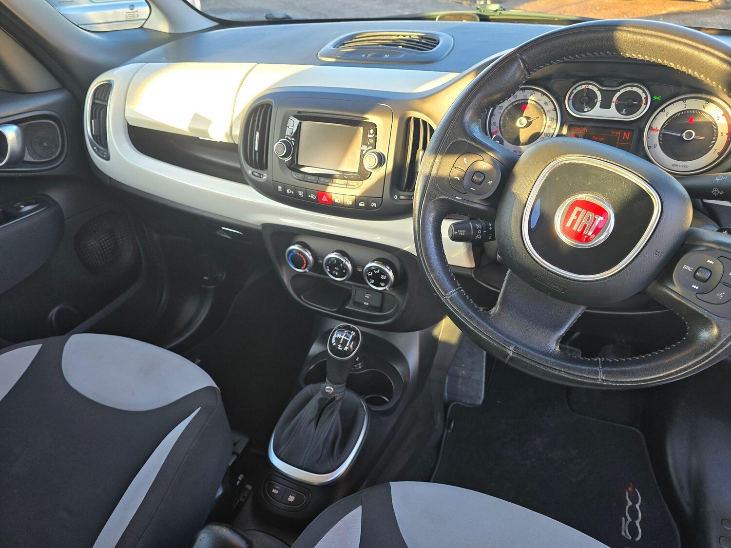 Used Fiat 500L 2013 for sale - 76703691: Photo 11