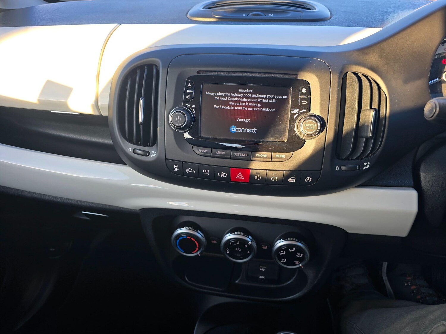 Used Fiat 500L 2013 for sale - 76703691: Photo 17