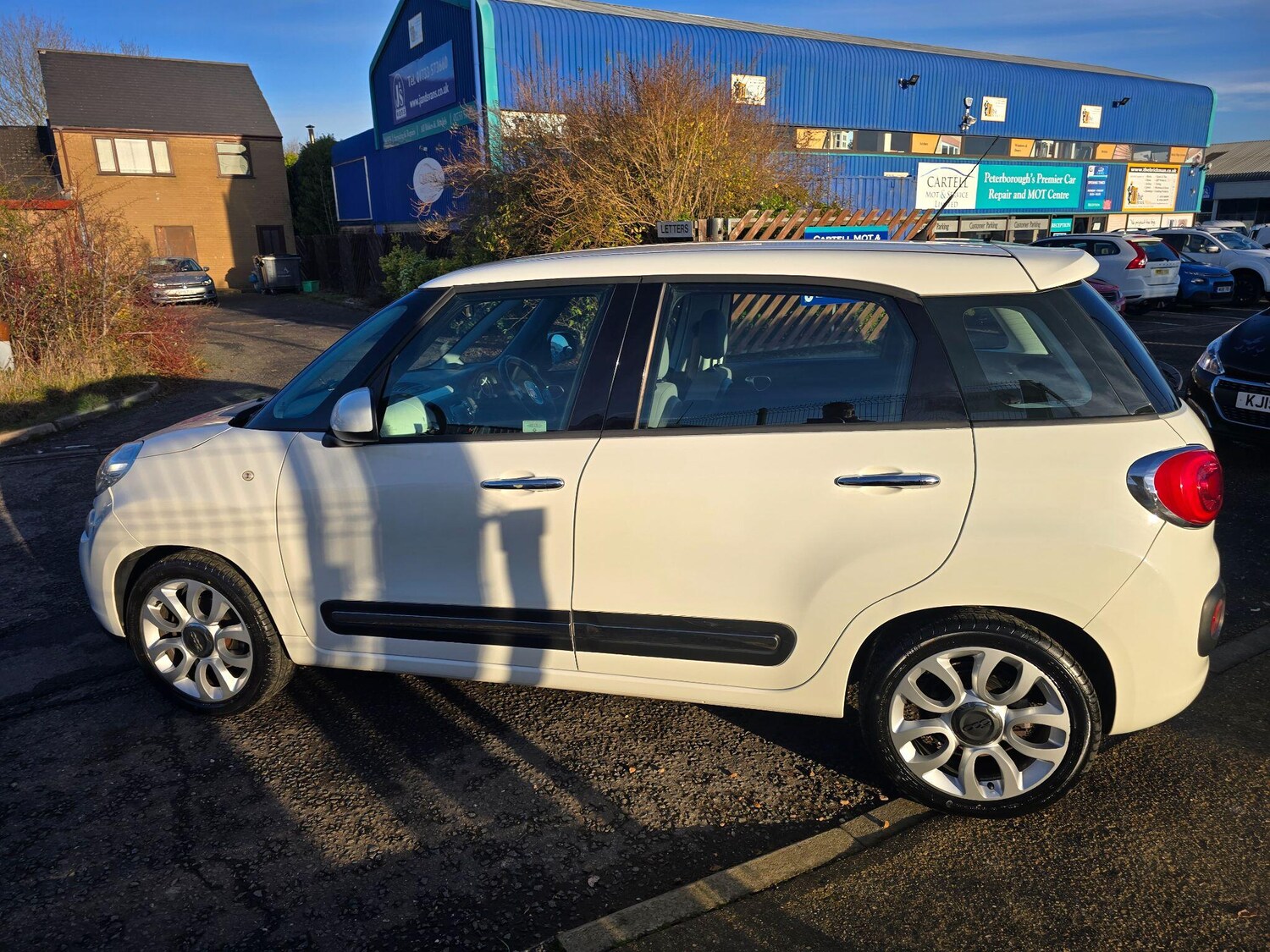 Used Fiat 500L 2013 for sale - 76703691: Photo 6