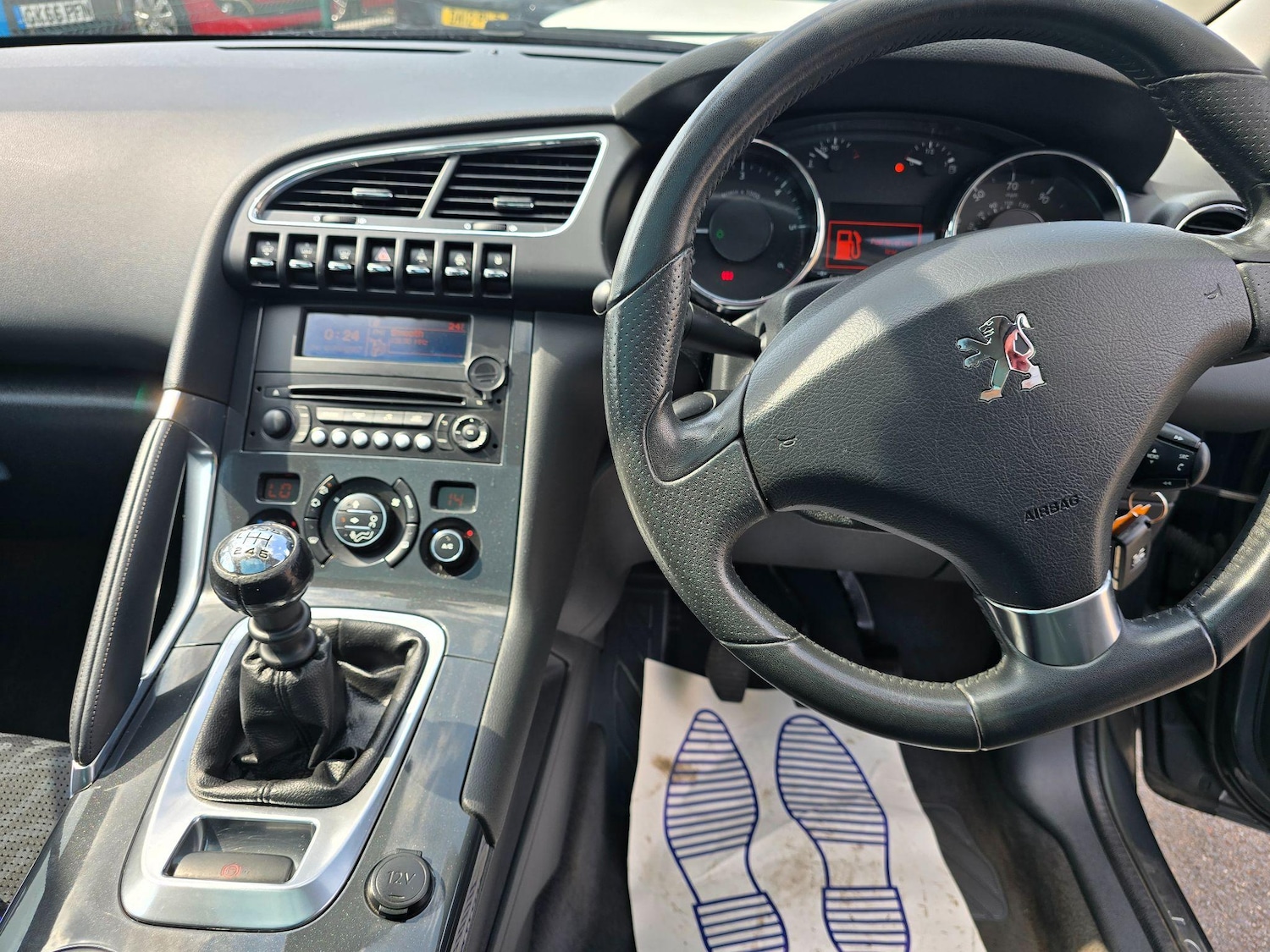 Used Peugeot 3008 2013 for sale - 76703700: Photo 10