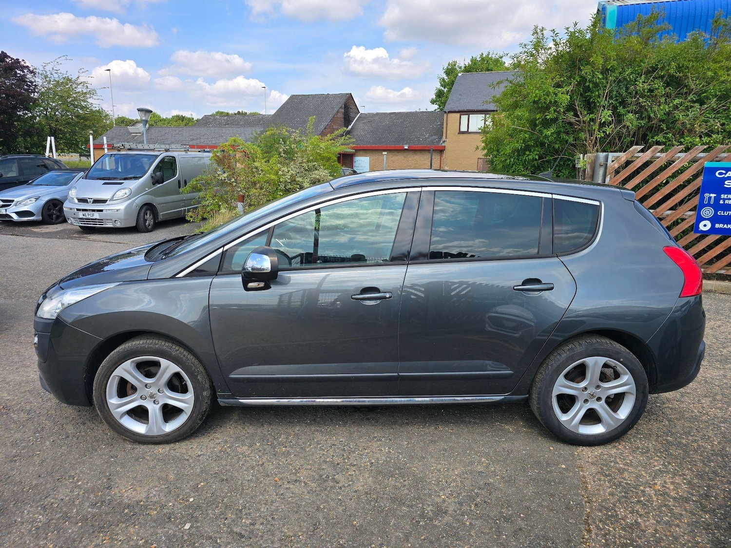 Used Peugeot 3008 2013 for sale - 76703700: Photo 6