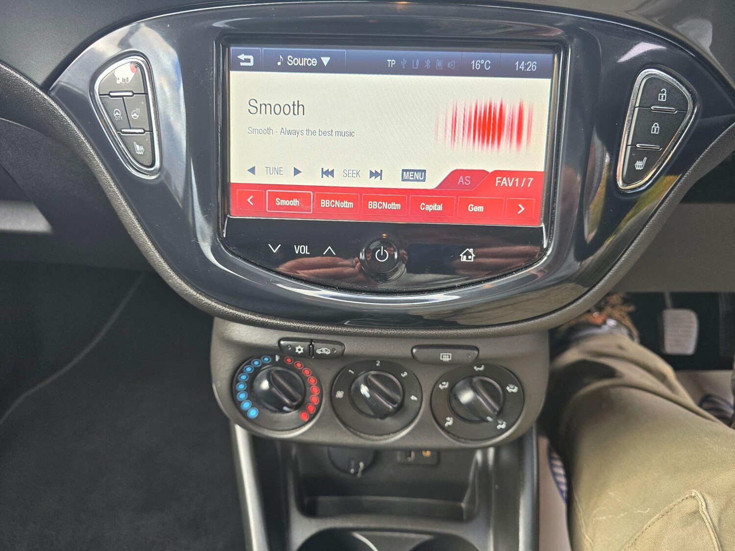 Used Vauxhall Corsa 2015 for sale - 76703669: Photo 16