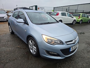 Used Vauxhall Astra 2015 for sale - 77559877: Photo