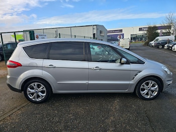 Used Ford S-Max 2010 for sale - 77174681: Photo