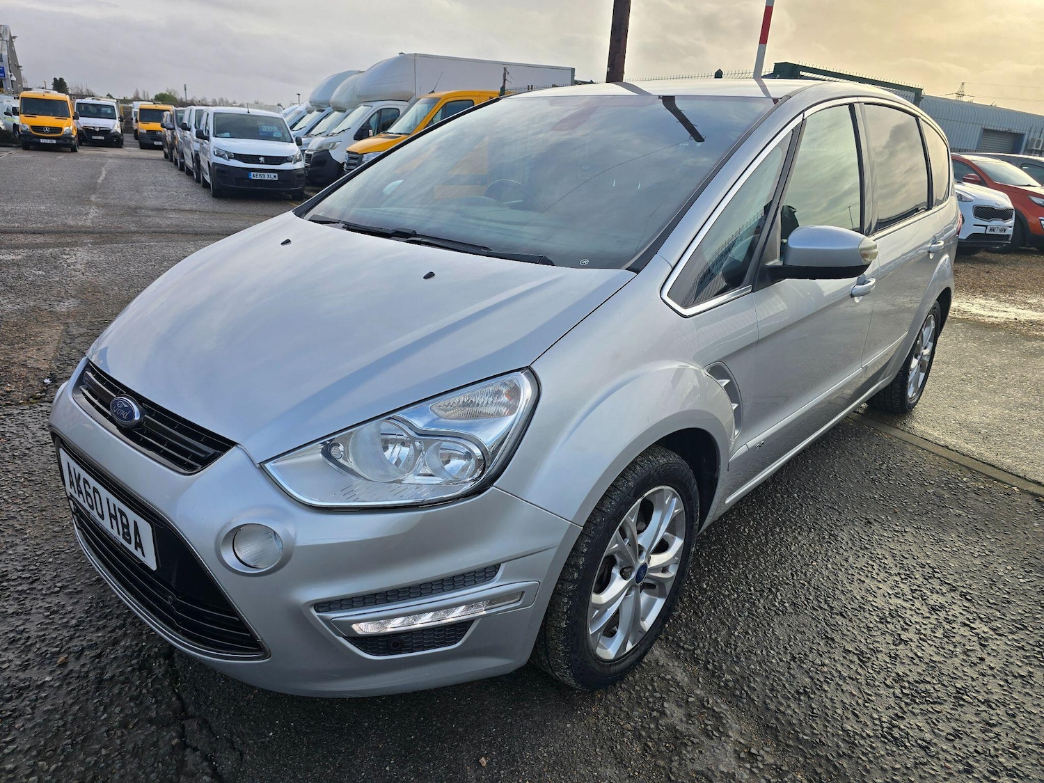 Used Ford S-Max 2010 for sale - 77174681: Photo 7