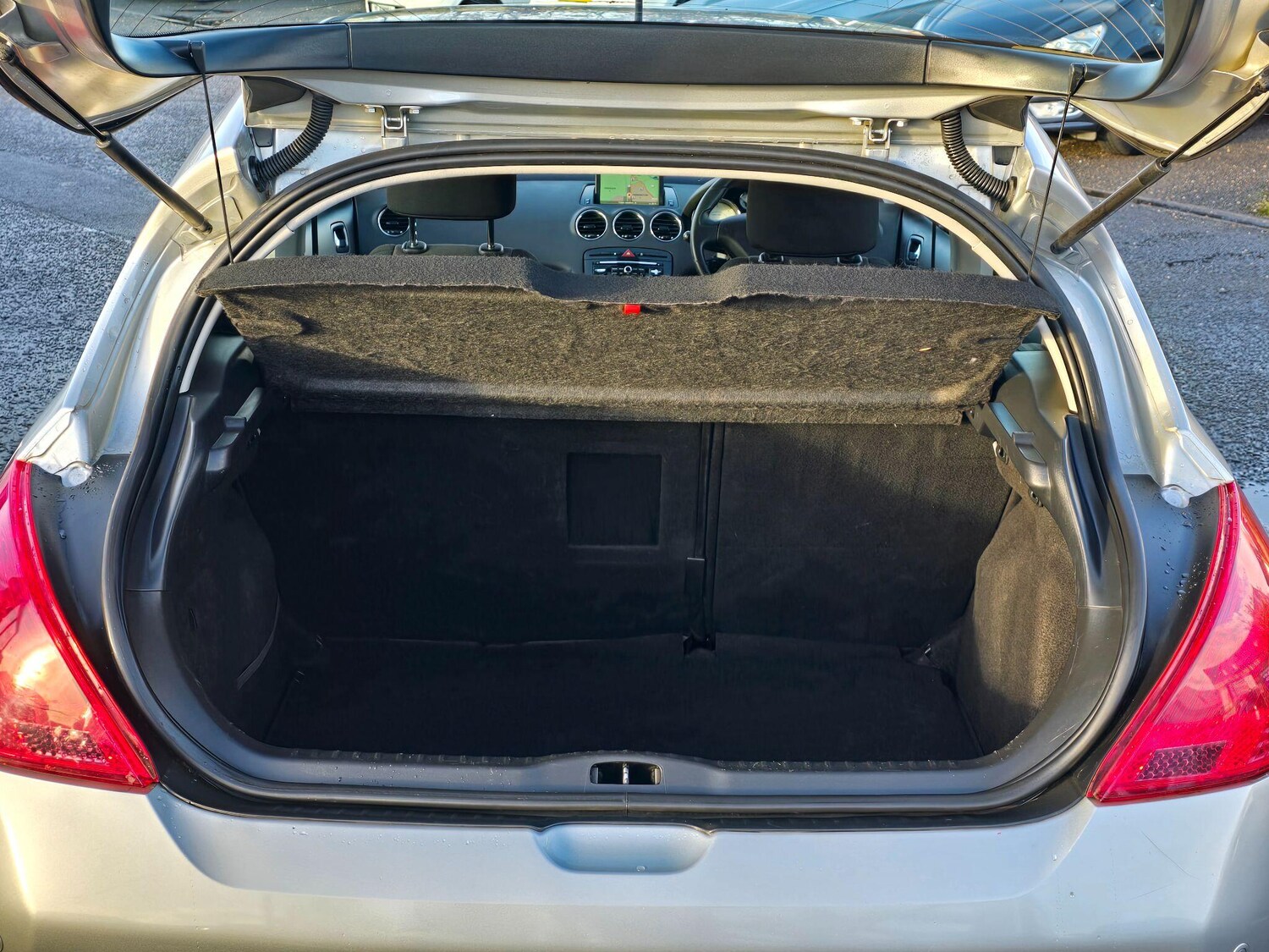 Used Peugeot 308 2013 for sale - 76703672: Photo 10