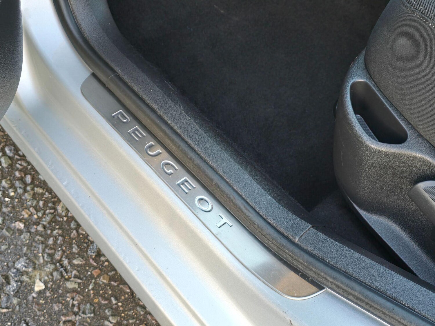 Used Peugeot 308 2013 for sale - 76703672: Photo 15