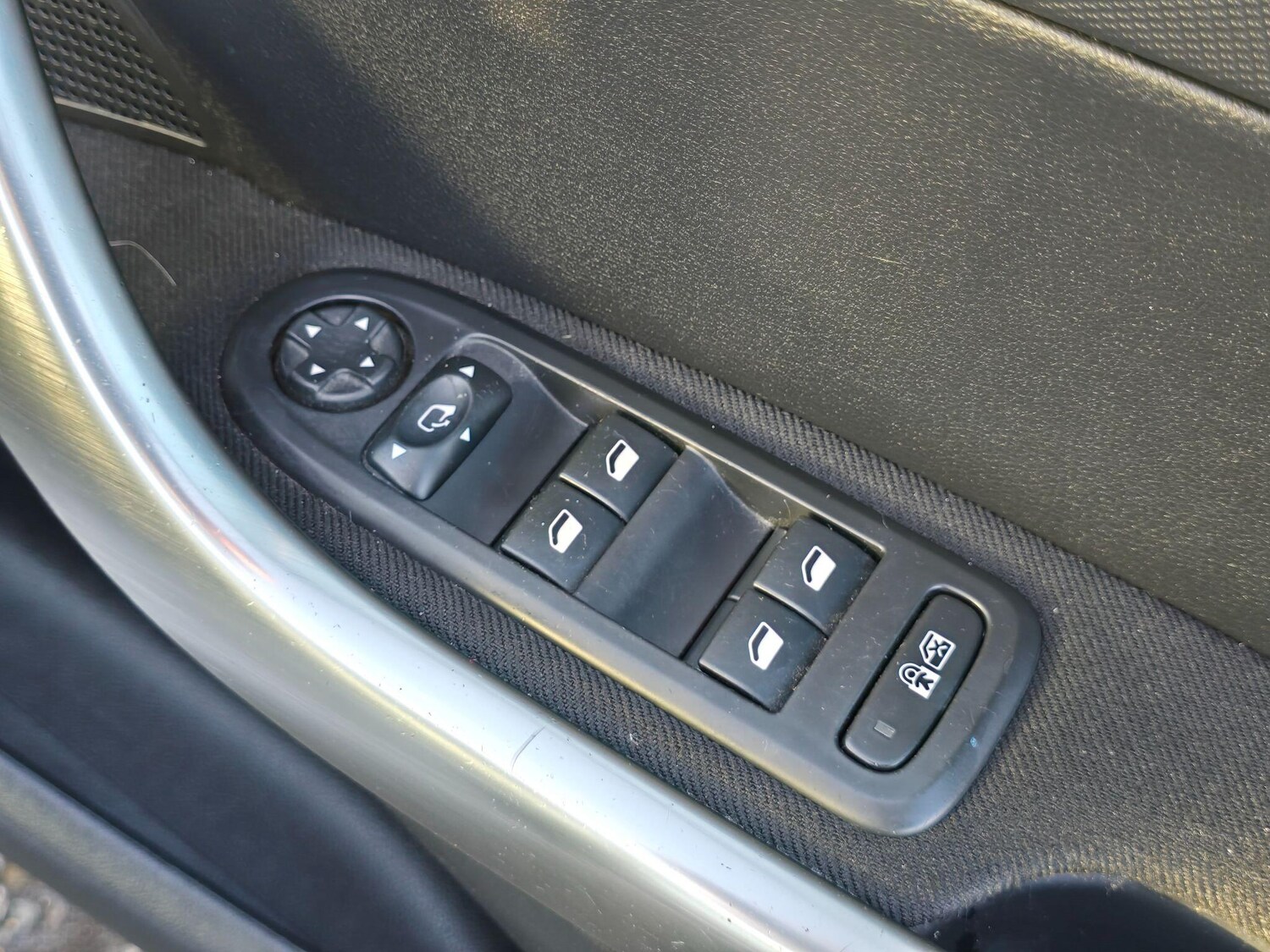 Used Peugeot 308 2013 for sale - 76703672: Photo 19