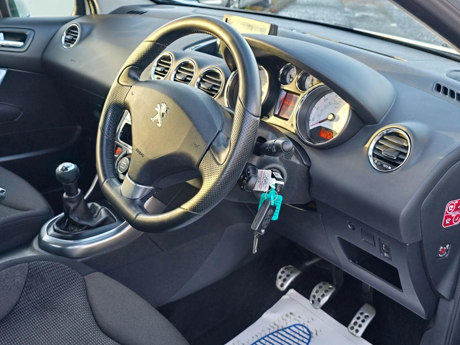 Used Peugeot 308 2013 for sale - 76703672: Photo 20