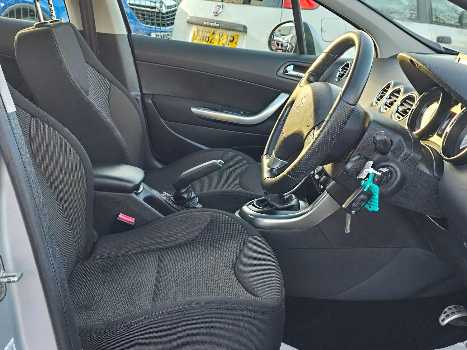 Used Peugeot 308 2013 for sale - 76703672: Photo 21