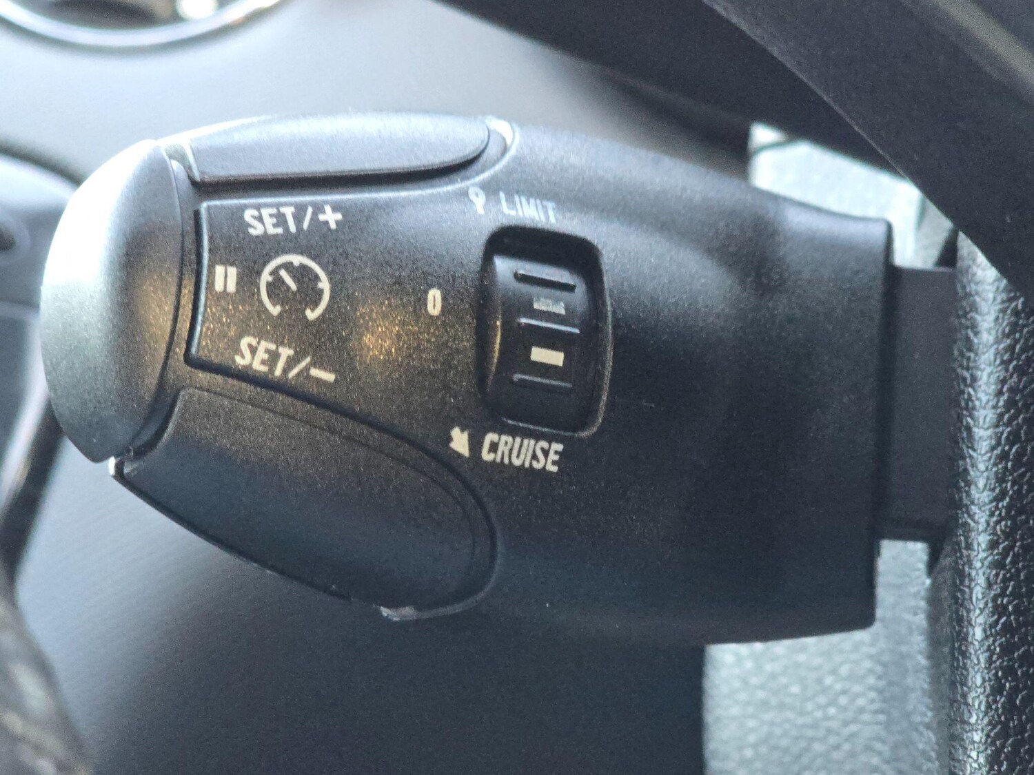 Used Peugeot 308 2013 for sale - 76703672: Photo 25