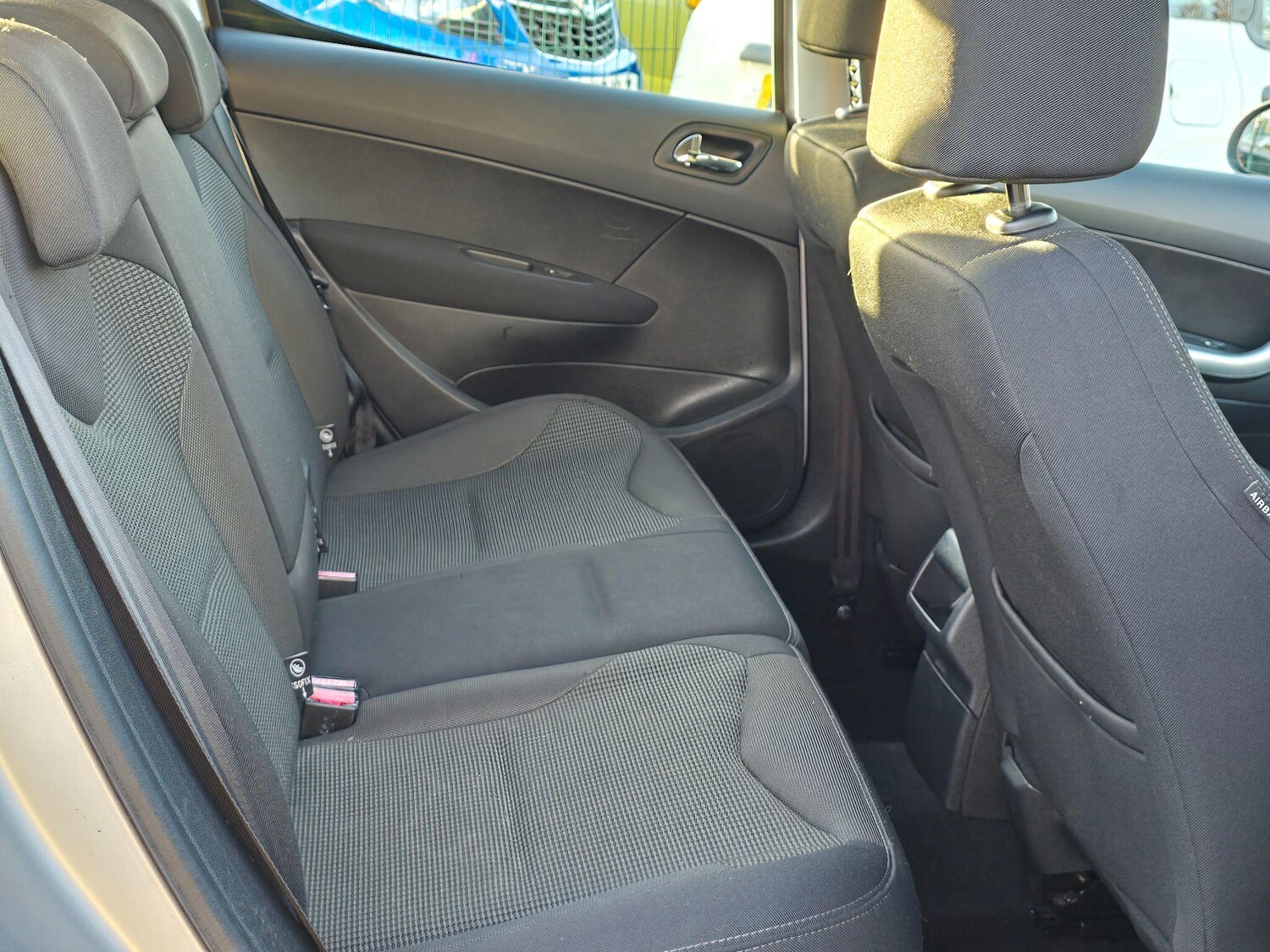 Used Peugeot 308 2013 for sale - 76703672: Photo 6