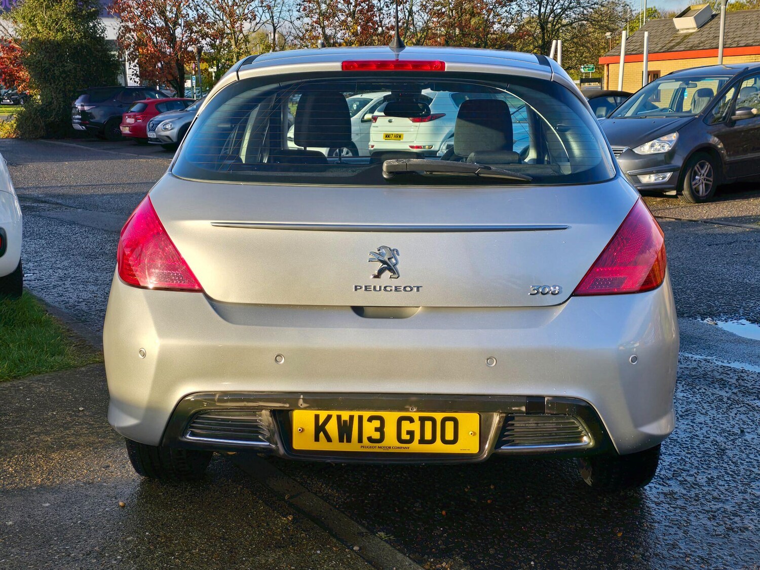 Used Peugeot 308 2013 for sale - 76703672: Photo 8