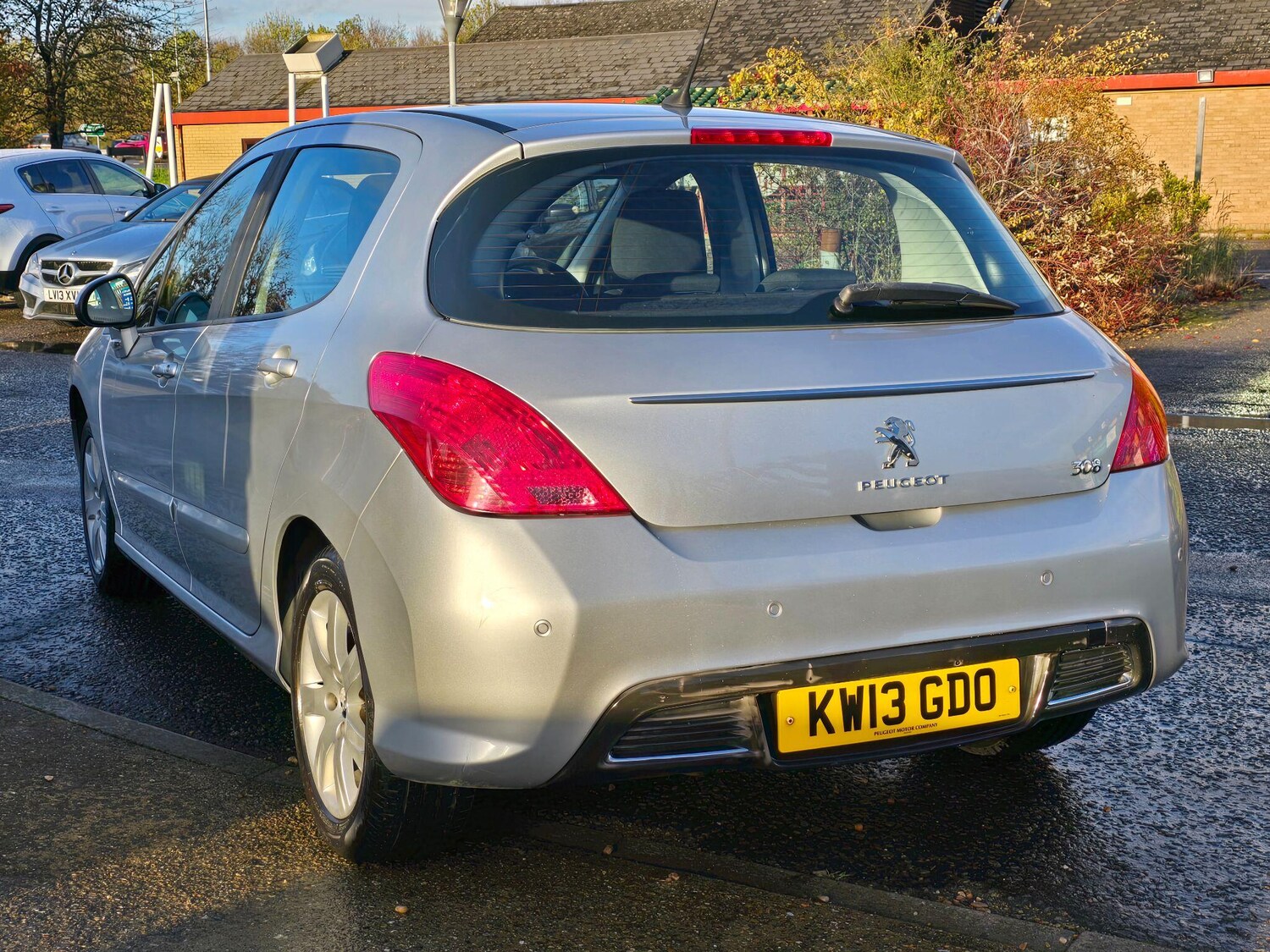 Used Peugeot 308 2013 for sale - 76703672: Photo 9