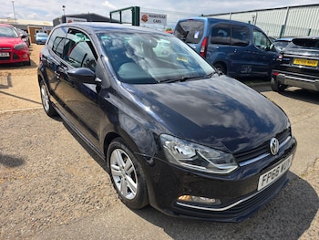 Used Volkswagen Polo 2016 for sale - 79075086: Photo