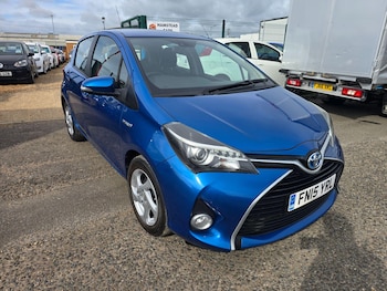 Used Toyota Yaris 2015 for sale - 78772643: Photo