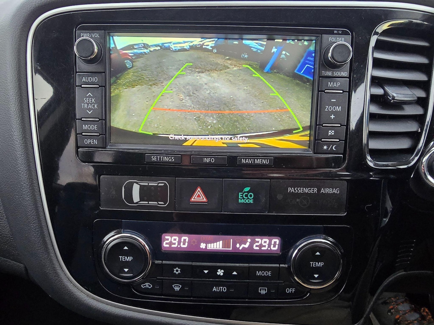 Used Mitsubishi Outlander 2014 for sale - 77203734: Photo 19