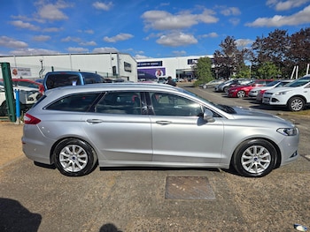Used Ford Mondeo 2015 for sale - 79609787: Photo