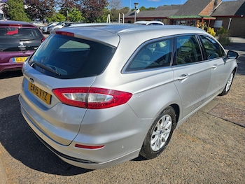 Used Ford Mondeo 2015 for sale - 79609787: Photo