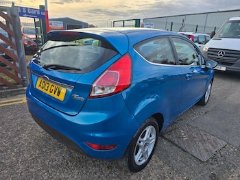 Used Ford Fiesta 2013 for sale - 76703664: Photo