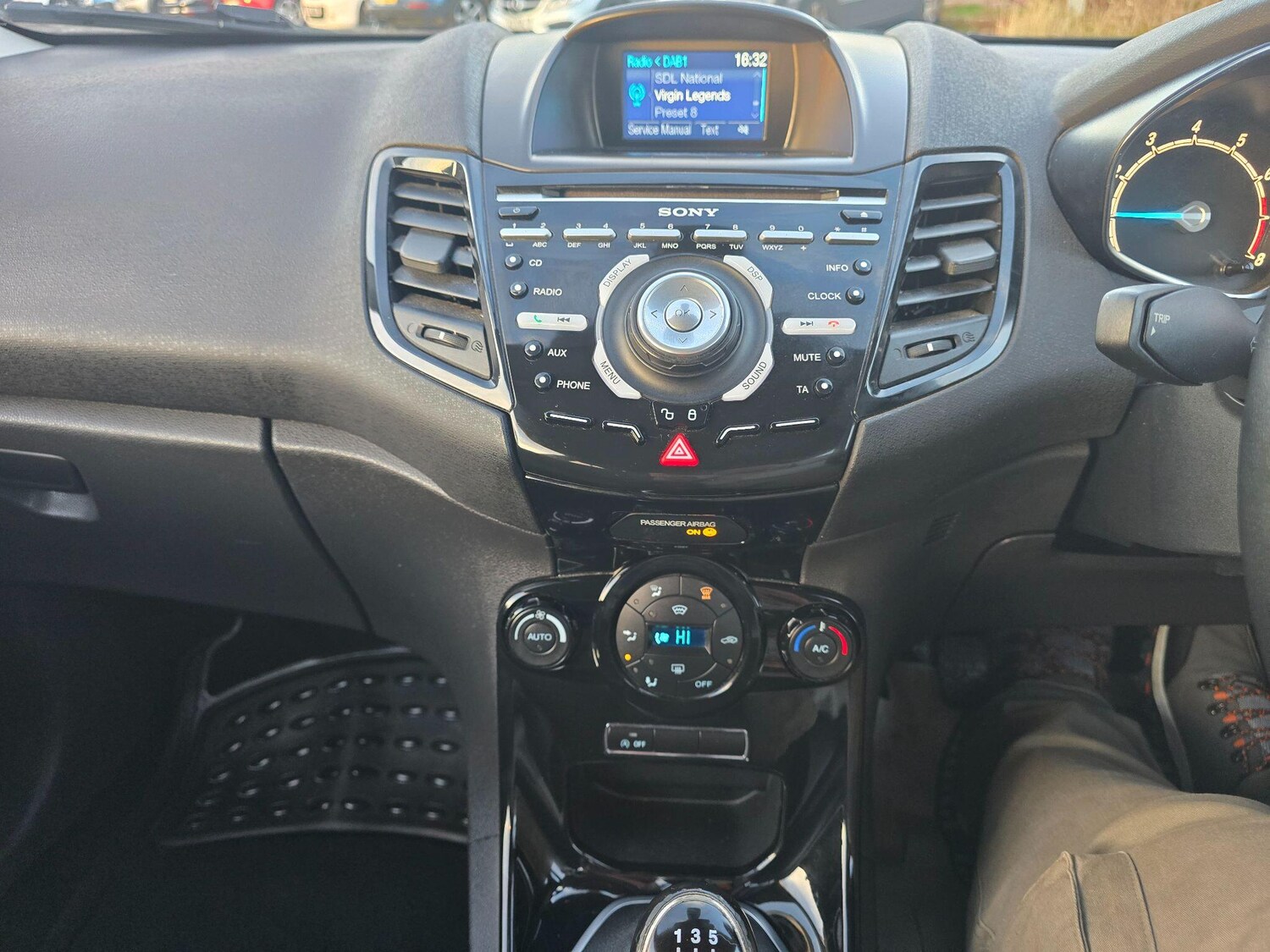 Used Ford Fiesta 2014 for sale - 76703702: Photo 15