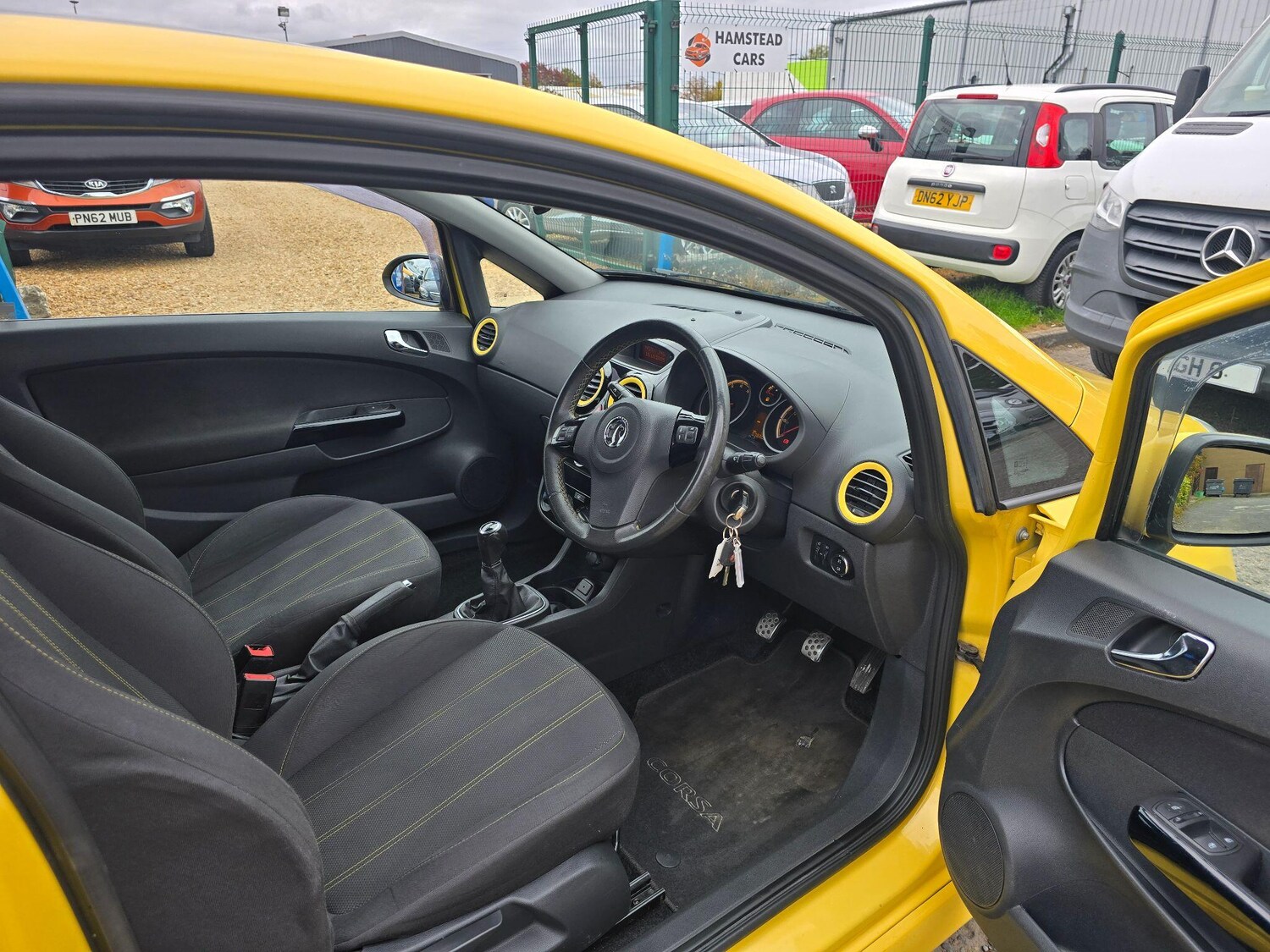 Used Vauxhall Corsa 2012 for sale - 76703706: Photo 9