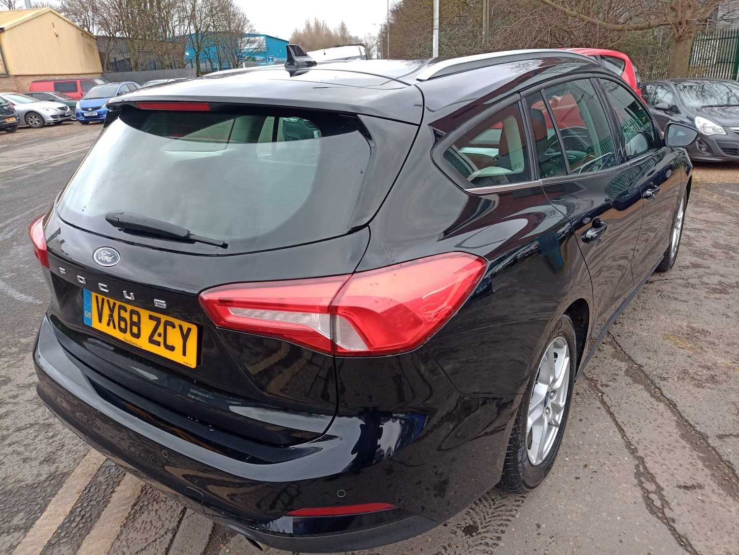 Used Ford Focus 2018 for sale - 76703698: Photo 5