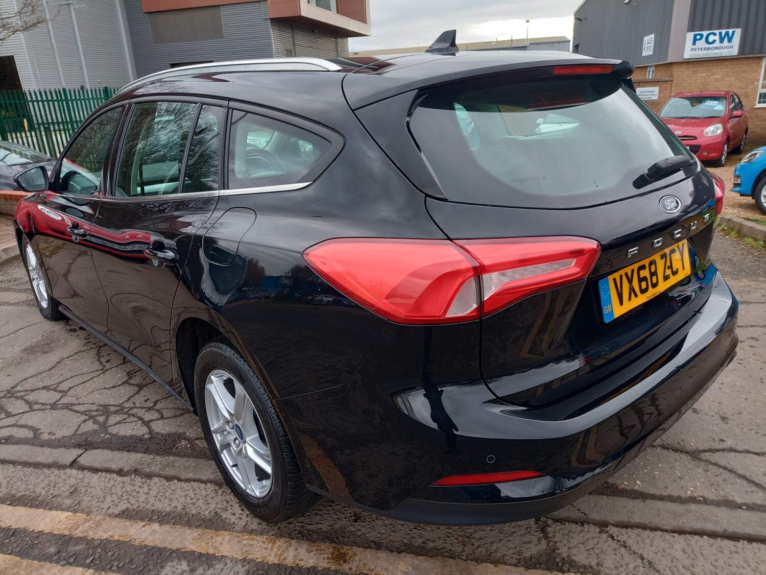 Used Ford Focus 2018 for sale - 76703698: Photo 7