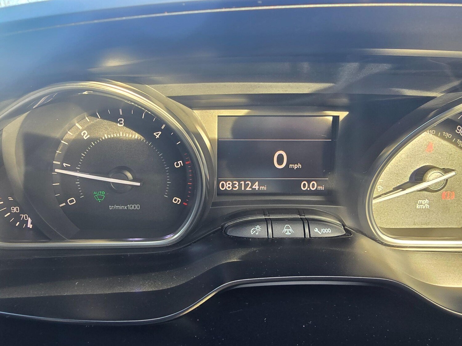 Used Peugeot 2008 2015 for sale - 76703714: Photo 21