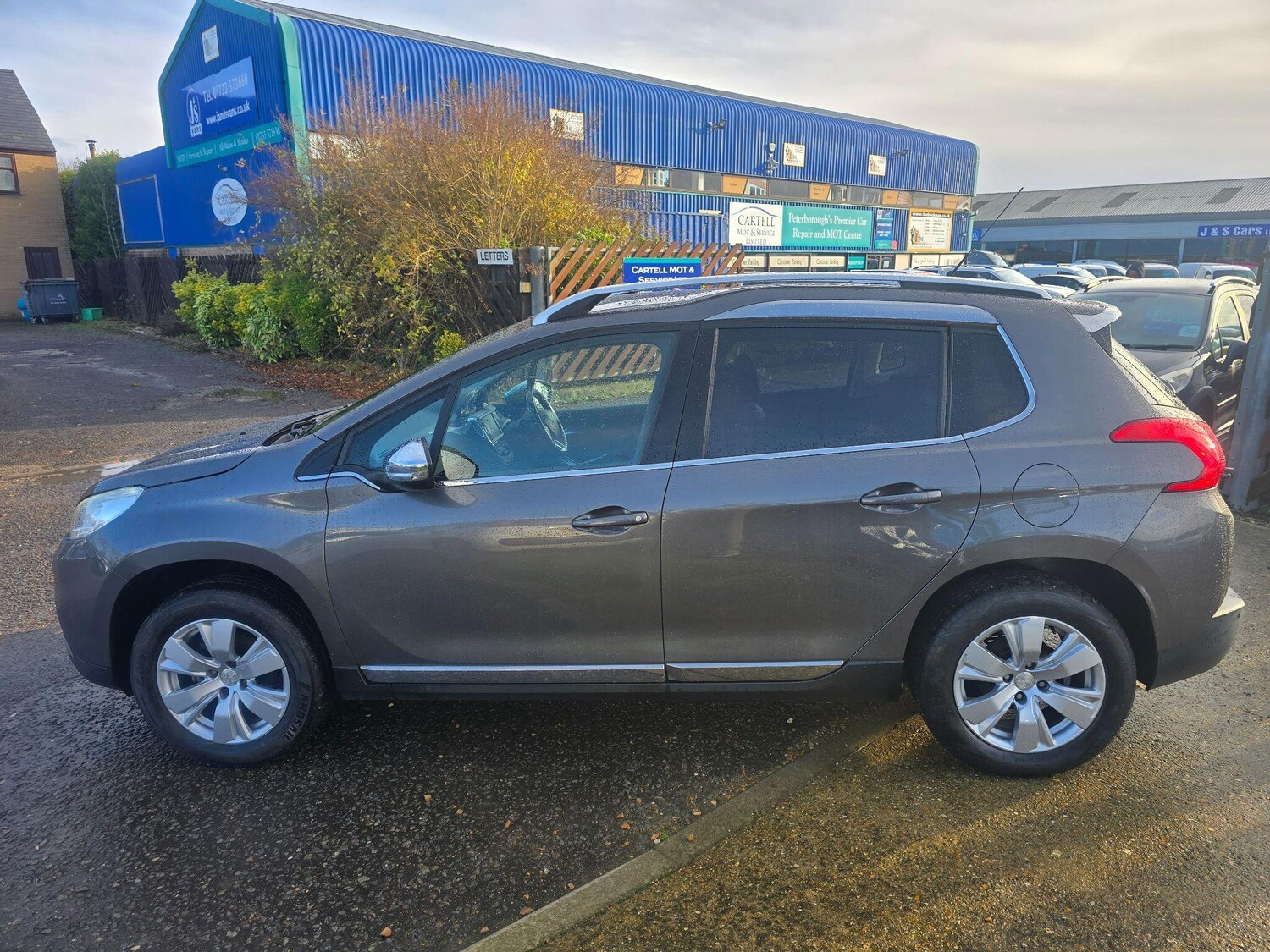 Used Peugeot 2008 2015 for sale - 76703714: Photo 6